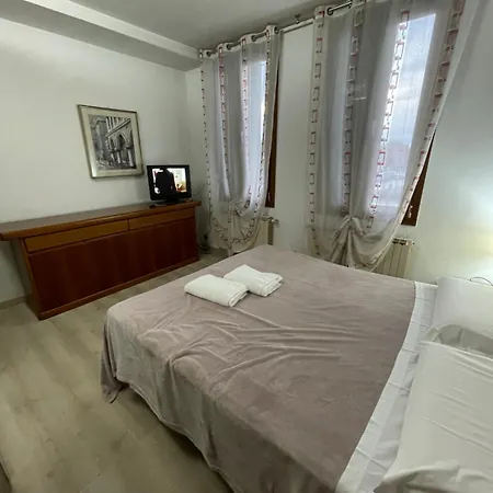 Gæstehus Goodvenice Canal View Harrysclass 3*